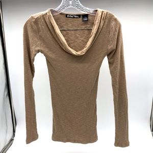 $6 Long sleeve lightweight tan pullover